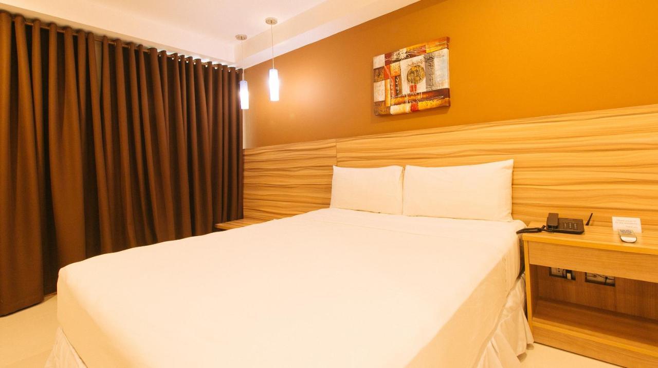 Guijo Suites Makati San Pedro Makati Eksteriør billede